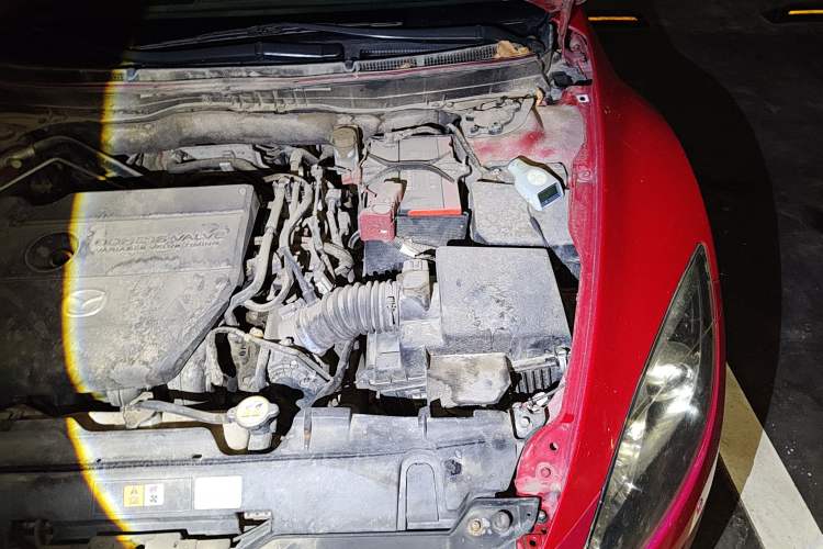 Used Mazda 6 2010 2.0L Automatic Luxury Edition Engine Bay Left