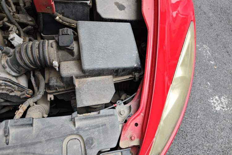 Used Mazda 6 2010 2.0L Automatic Luxury Edition Engine Bay Left