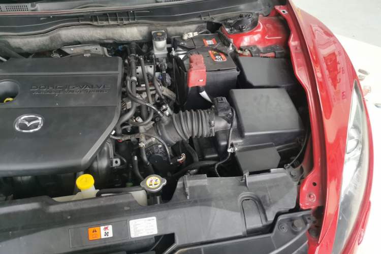 Used Mazda 6 2010 Coupe 2.5L Automatic Supreme Edition Engine Bay Left