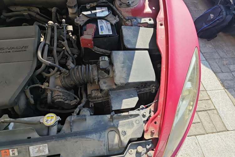 Used Mazda 6 2010 2.0L Automatic Luxury Edition Engine Bay Left