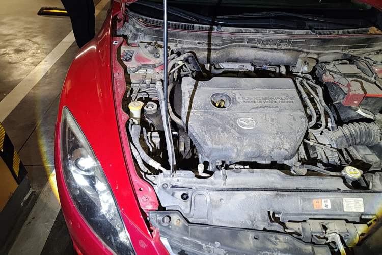 Used Mazda 6 2010 2.0L Automatic Luxury Edition Engine Bay Right