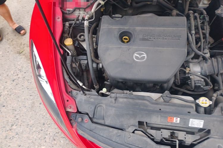Used Mazda 6 2010 Coupe 2.0L Automatic Luxury Edition Engine Bay Right