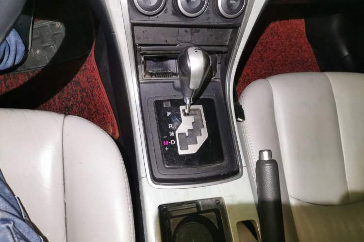 Used Mazda 6 2010 2.0L Automatic Luxury Edition Gear Lever