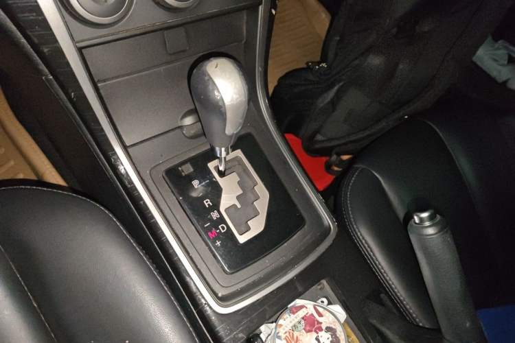 Used Mazda 6 2010 Coupe 2.0L Automatic Luxury Edition Gear Lever