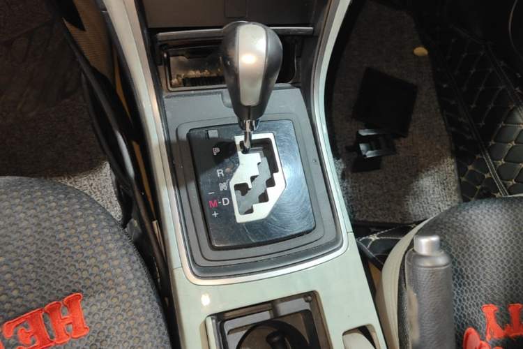 Used Mazda 6 2010 2.0L Automatic Luxury Edition Gear Lever