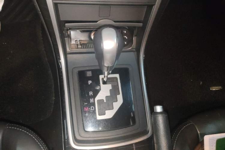 Used Mazda 6 2010 Coupe 2.0L Automatic Luxury Edition Gear Lever