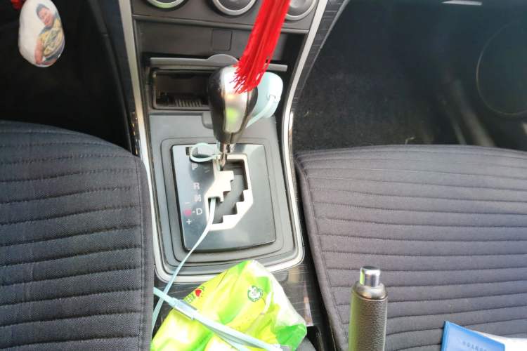 Used Mazda 6 2010 Coupe 2.0L Automatic Luxury Edition Gear Lever