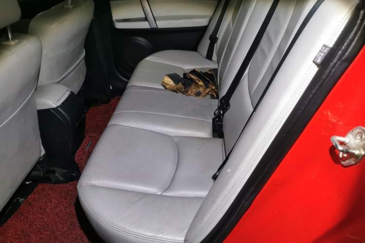 Used Mazda 6 2010 2.0L Automatic Luxury Edition Left Rear Seat