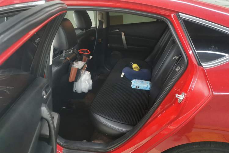 Used Mazda 6 2010 Coupe 2.5L Automatic Supreme Edition Left Rear Seat