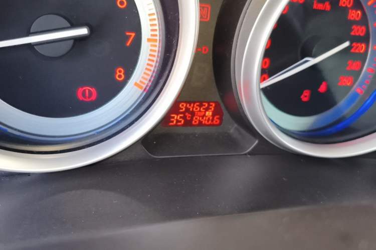 Used Mazda 6 2010 2.0L Automatic Luxury Edition Odometer Close Up