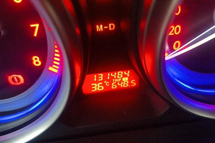 Used Mazda 6 2010 Coupe 2.0L Automatic Luxury Edition Odometer Close Up