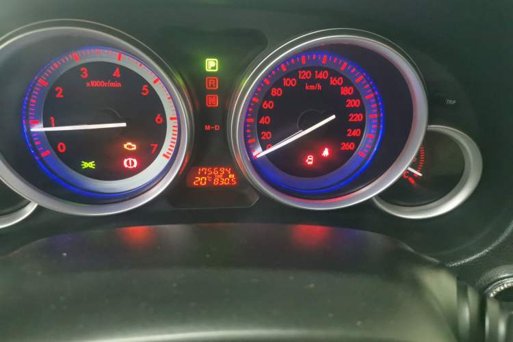 Used Mazda 6 2010 Coupe 2.5L Automatic Supreme Edition Odometer Close Up