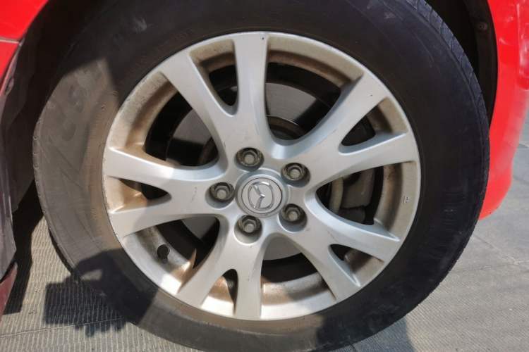 Used Mazda 6 2010 Coupe 2.0L Automatic Luxury Edition Right Front Wheel Hub