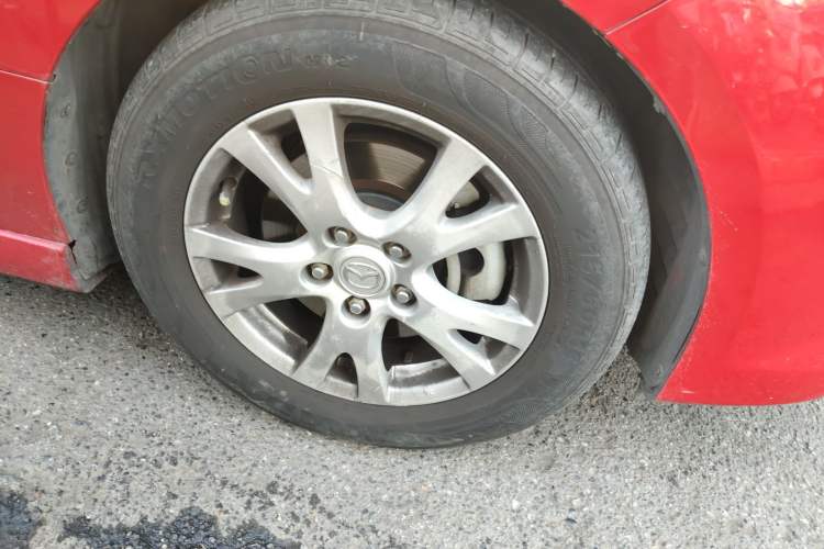 Used Mazda 6 2010 Coupe 2.0L Automatic Luxury Edition Right Front Wheel Hub