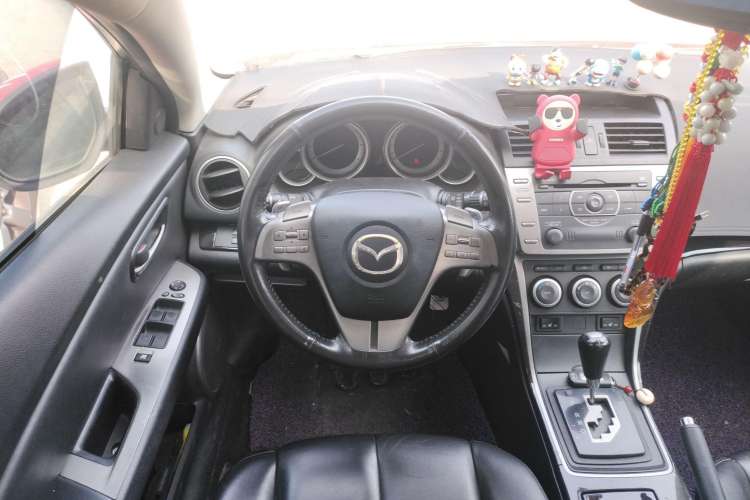 Used Mazda 6 2010 Coupe 2.5L Automatic Supreme Edition Steering Wheel