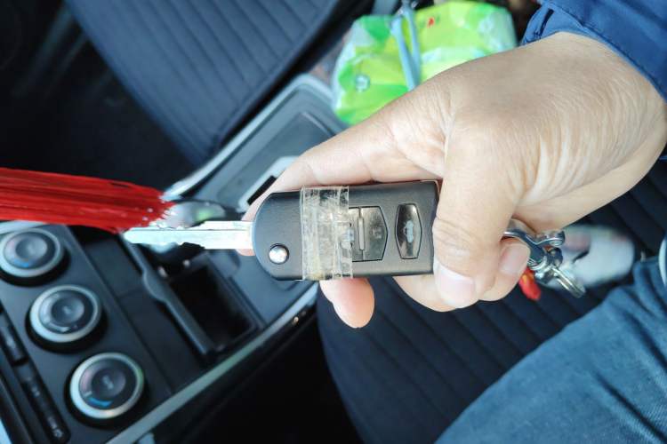 Used Mazda 6 2010 Coupe 2.0L Automatic Luxury Edition Vehicle Key