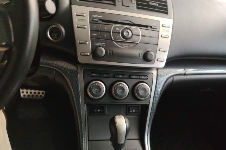 Used Mazda 6 2010 Coupe 2.0L Automatic Luxury Edition Audio And AC Panel