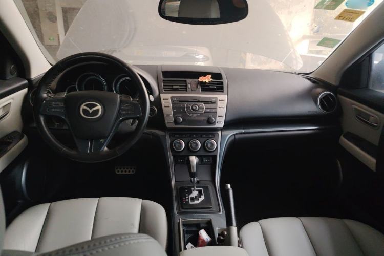 Used Mazda 6 2010 Coupe 2.0L Automatic Luxury Edition Center Console