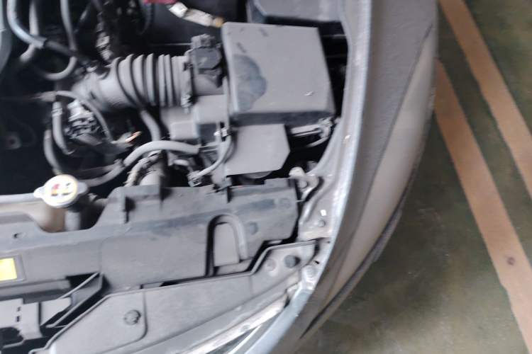 Used Mazda 6 2010 Coupe 2.0L Automatic Luxury Edition Engine Bay Left