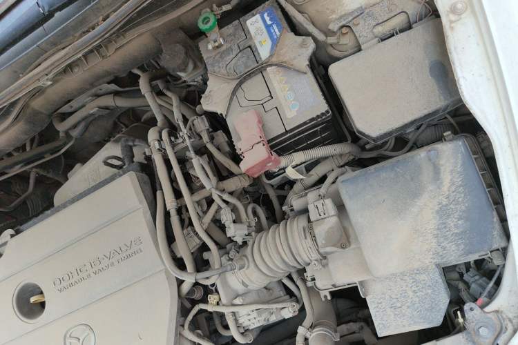 Used Mazda 6 2010 Coupe 2.0L Automatic Luxury Edition Engine Bay Left