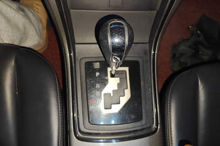 Used Mazda 6 2010 Coupe 2.0L Automatic Luxury Edition Gear Lever
