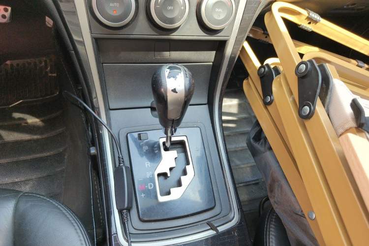 Used Mazda 6 2010 Coupe 2.0L Automatic Luxury Edition Gear Lever