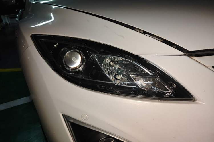 Used Mazda 6 2010 Coupe 2.0L Automatic Luxury Edition Right Front Headlight