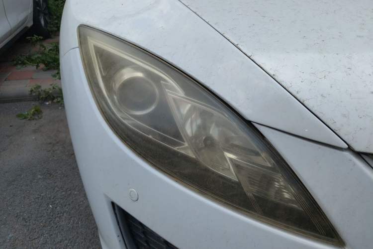 Used Mazda 6 2010 Coupe 2.0L Automatic Luxury Edition Right Front Headlight