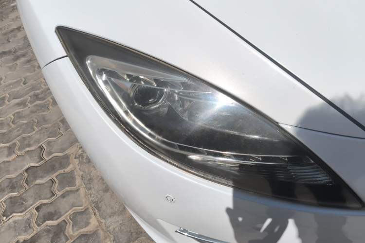 Used Mazda 6 2010 2.0L Automatic Luxury Edition Right Front Headlight