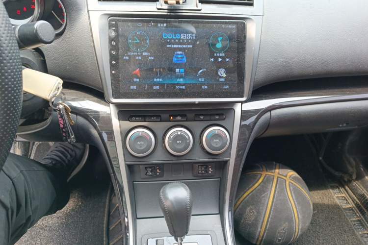 Used Mazda 6 2011 2.0L Automatic Elite Edition Audio And AC Panel