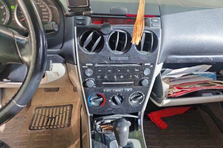 Used Mazda 6 2011 2.0L Automatic Fashion Edition Audio And AC Panel