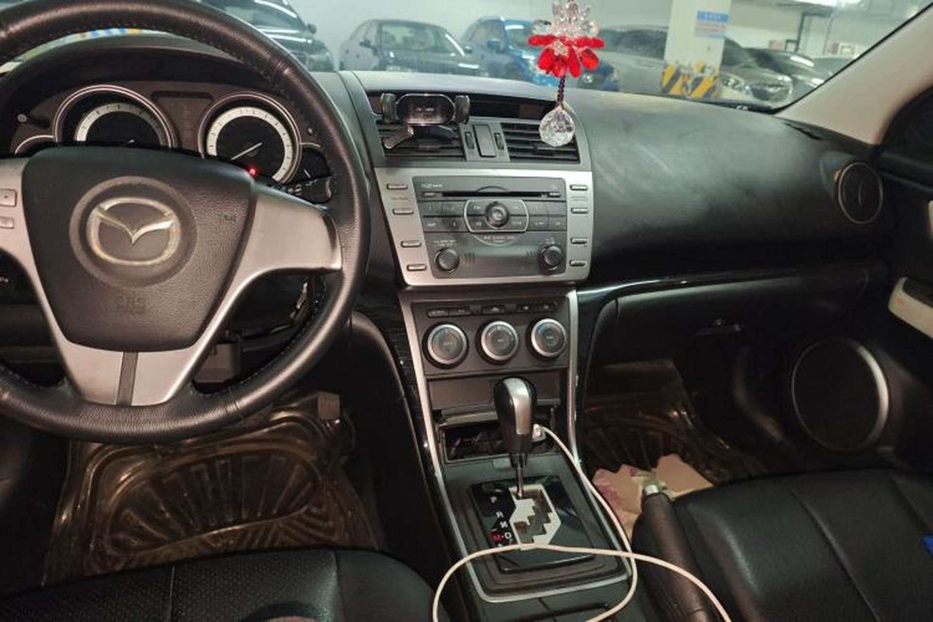 Used Mazda 6 2011 2.0L Automatic Elite Edition Center Console