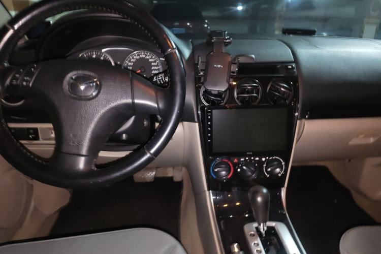Used Mazda 6 2011 2.0L Automatic Fashion Edition Center Console