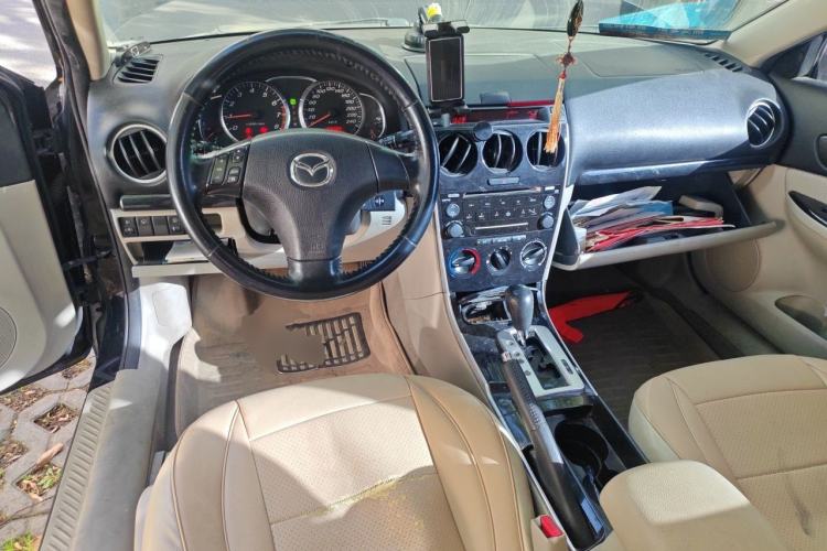 Used Mazda 6 2011 2.0L Automatic Fashion Edition Center Console