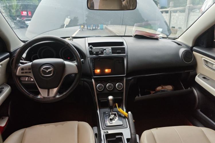 Used Mazda 6 2011 2.0L Automatic Elite Edition Center Console
