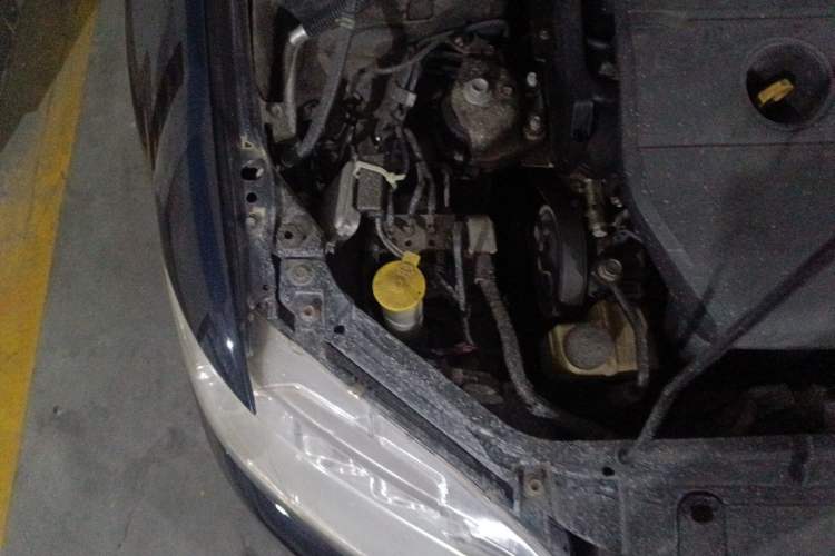 Used Mazda 6 2011 2.0L Automatic Fashion Edition Engine Bay Right
