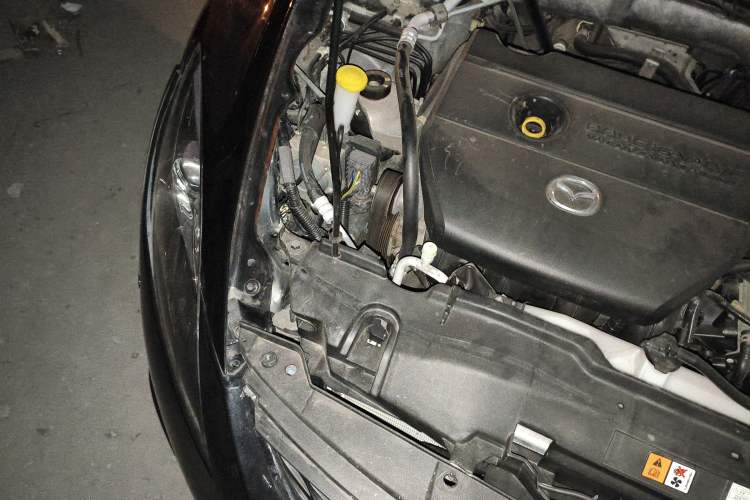 Used Mazda 6 2011 2.0L Automatic Elite Edition Engine Bay Right