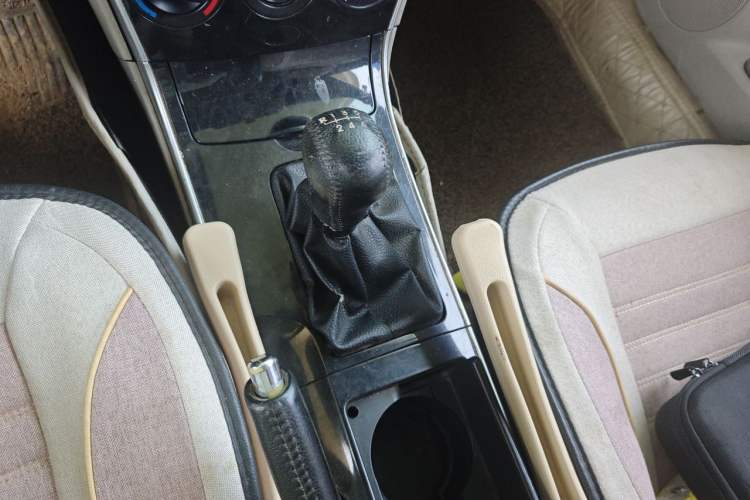 Used Mazda 6 2011 2.0L Manual Trim Gear Lever