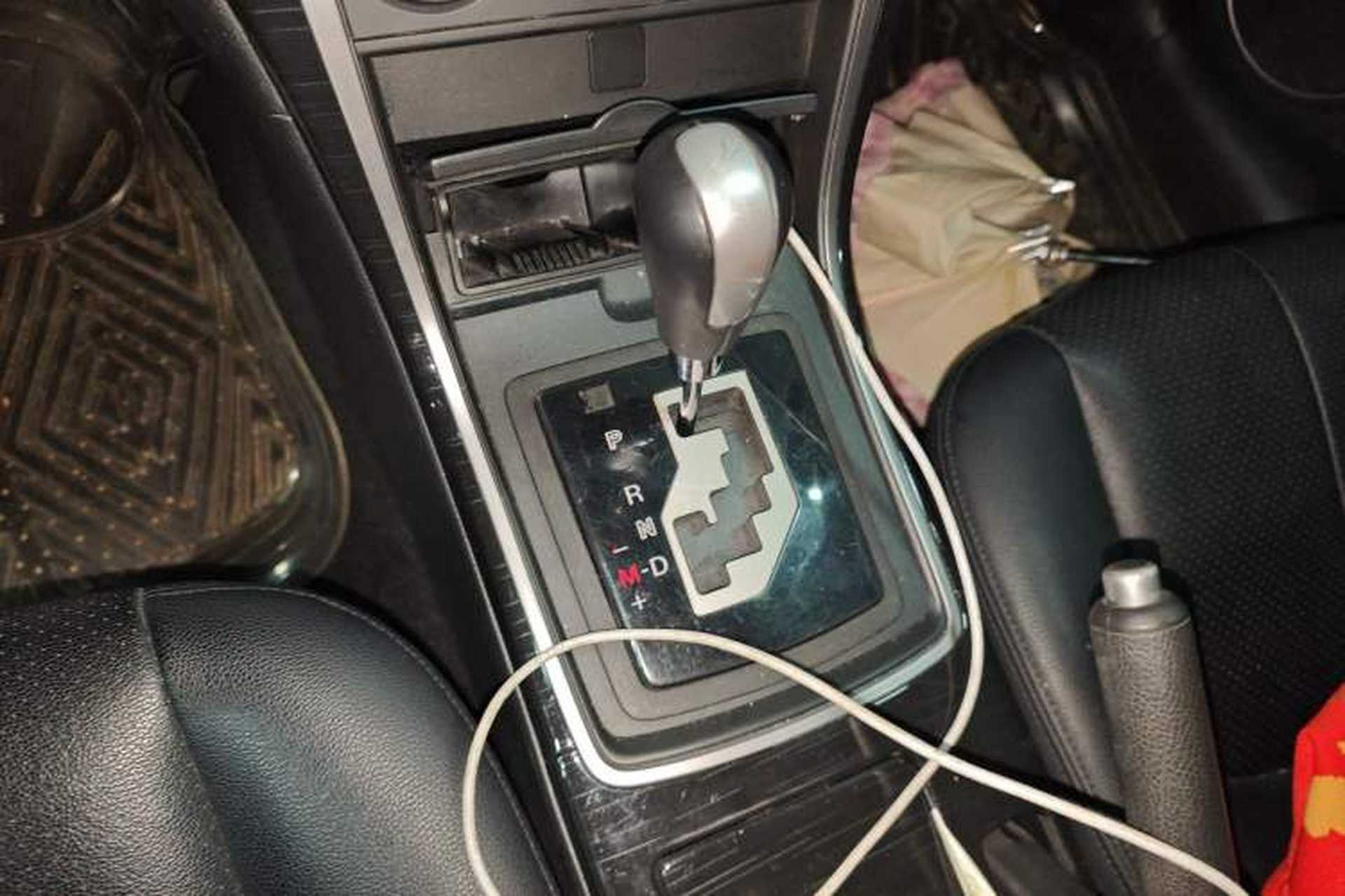 Used Mazda 6 2011 2.0L Automatic Elite Edition Gear Lever
