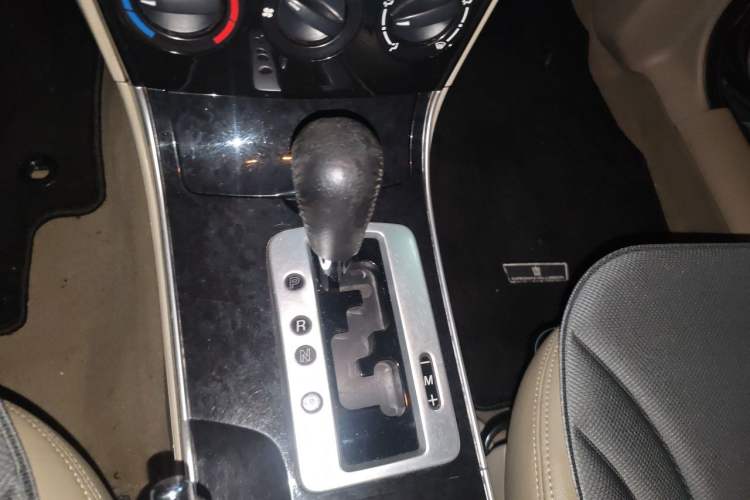 Used Mazda 6 2011 2.0L Automatic Fashion Edition Gear Lever