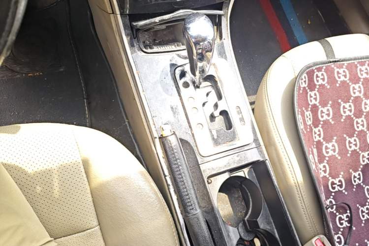 Used Mazda 6 2011 2.0L Automatic Fashion Edition Gear Lever