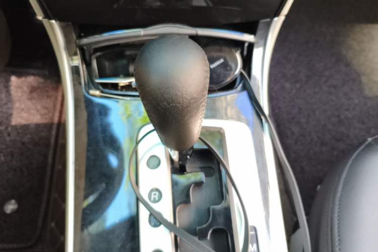 Used Mazda 6 2011 2.0L Automatic Fashion Edition Gear Lever