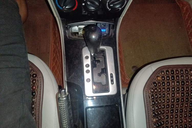 Used Mazda 6 2011 2.0L Automatic Fashion Edition Gear Lever
