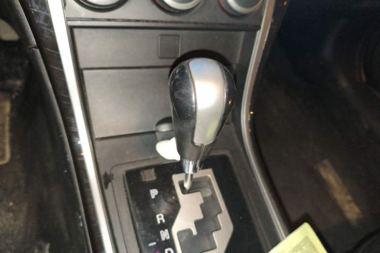 Used Mazda 6 2011 2.0L Automatic Elite Edition Gear Lever