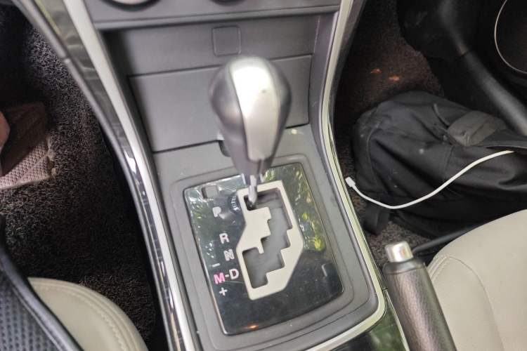Used Mazda 6 2011 2.0L Automatic Elite Edition Gear Lever