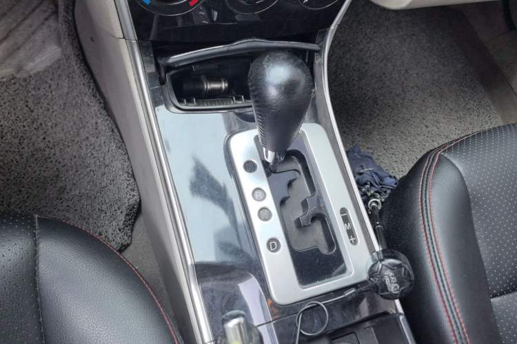 Used Mazda 6 2011 2.0L Automatic Fashion Edition Gear Lever