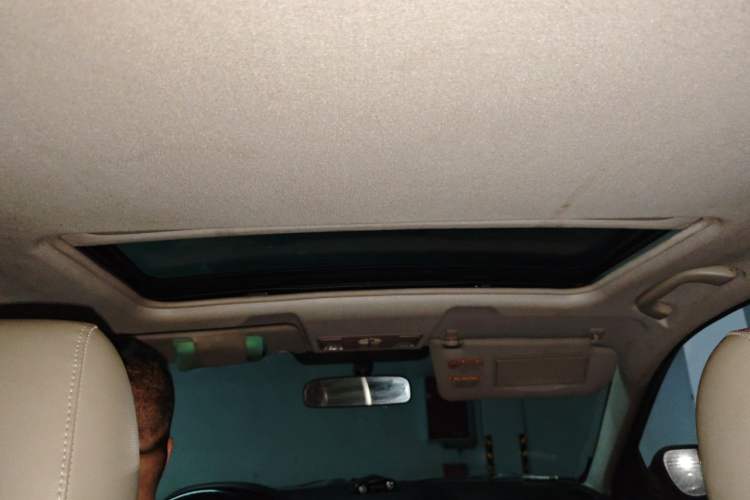 Used Mazda 6 2011 2.0L Automatic Luxury Version Headliner