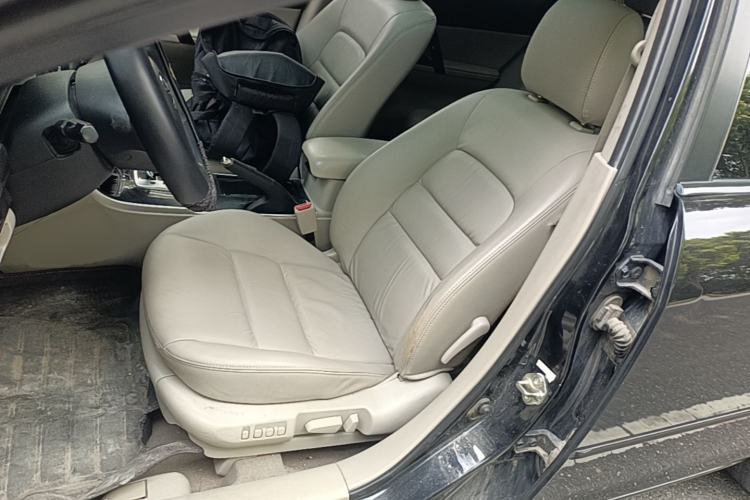 Used Mazda 6 2011 2.0L Automatic Luxury Version Left Front Seat