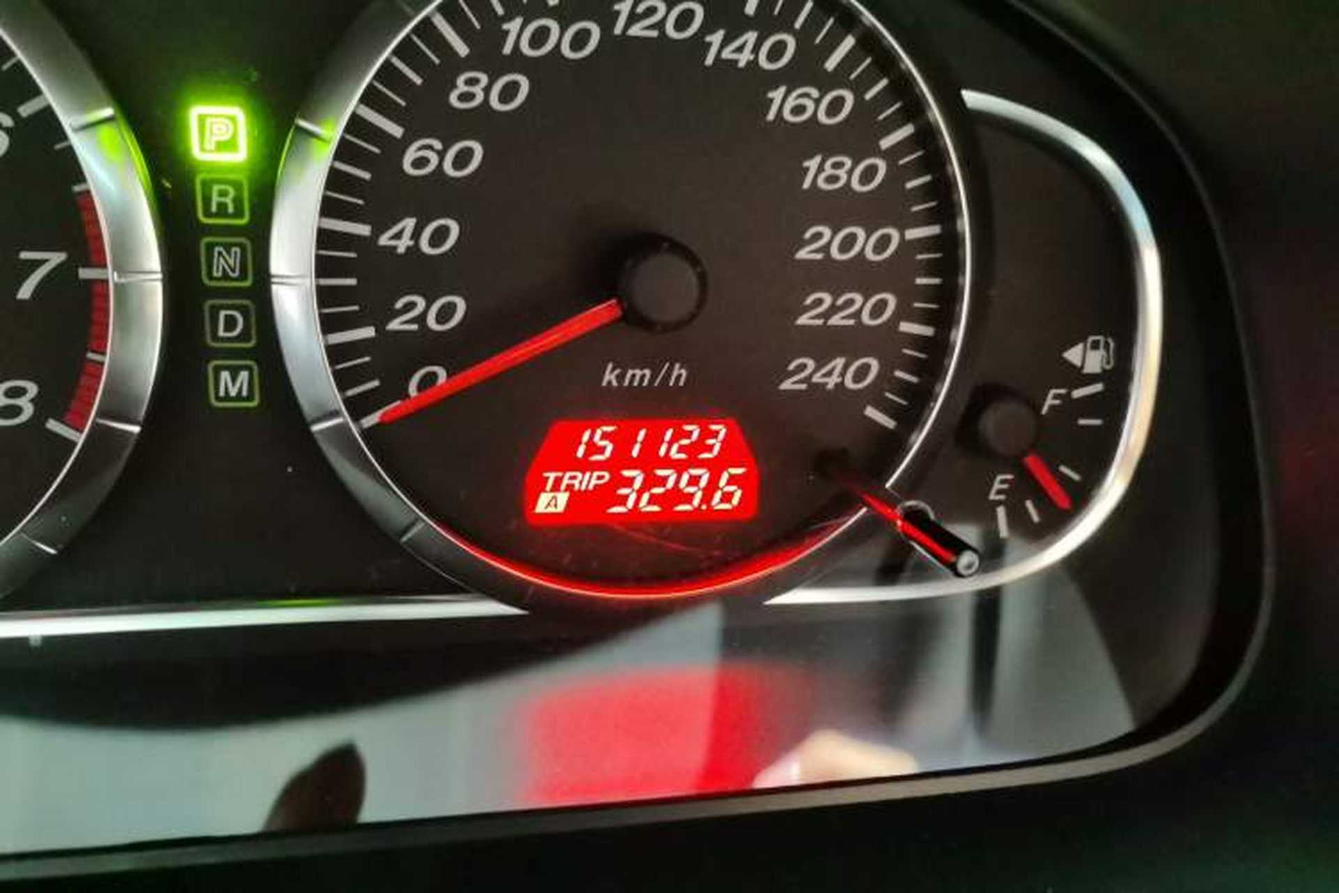 Used Mazda 6 2011 2.0L Automatic Luxury Version Odometer Close Up