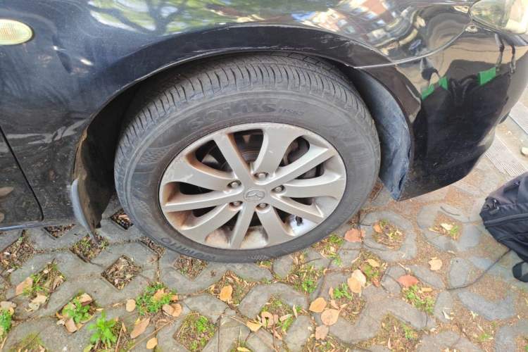 Used Mazda 6 2011 2.0L Automatic Fashion Edition Right Front Wheel Hub